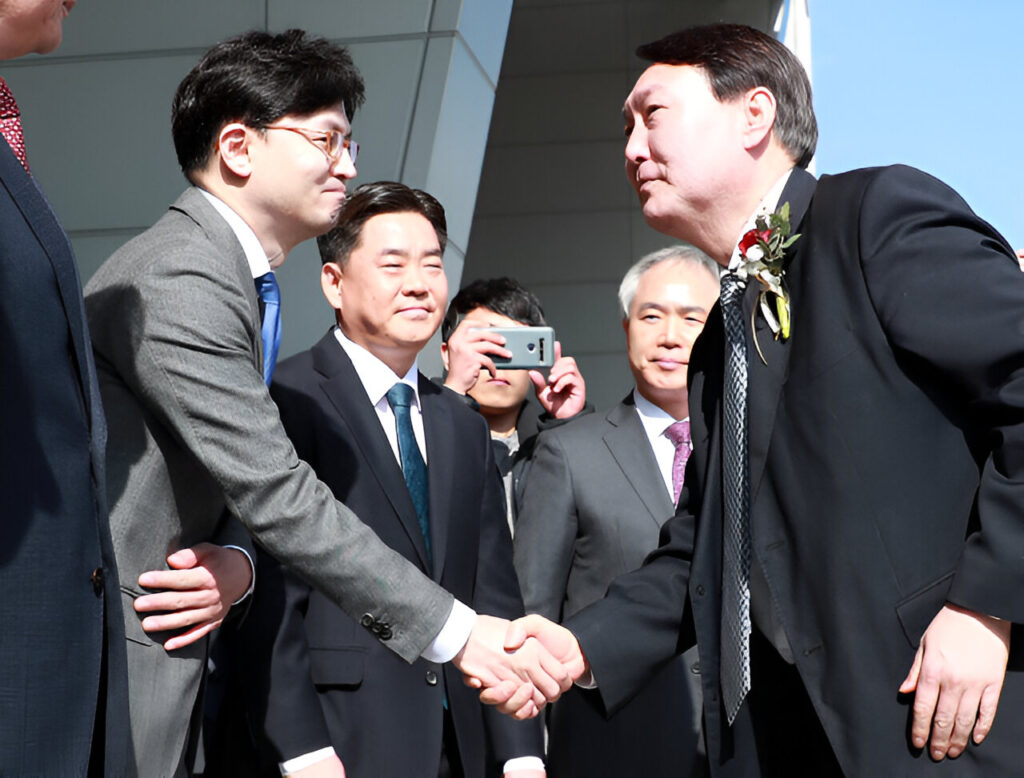 윤석열 대통령과 한동훈 대표, 정치적 갈등 고조